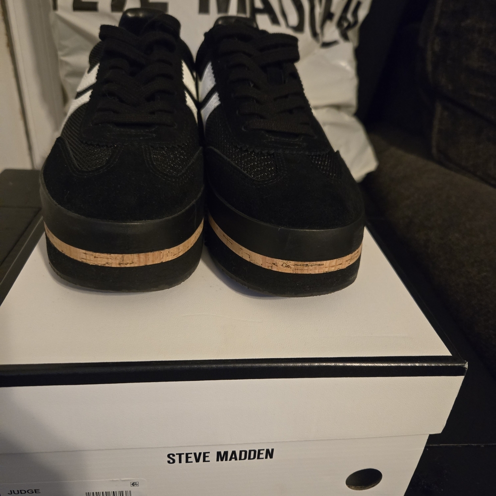 Steve Madden Black and White Women's Sneakers